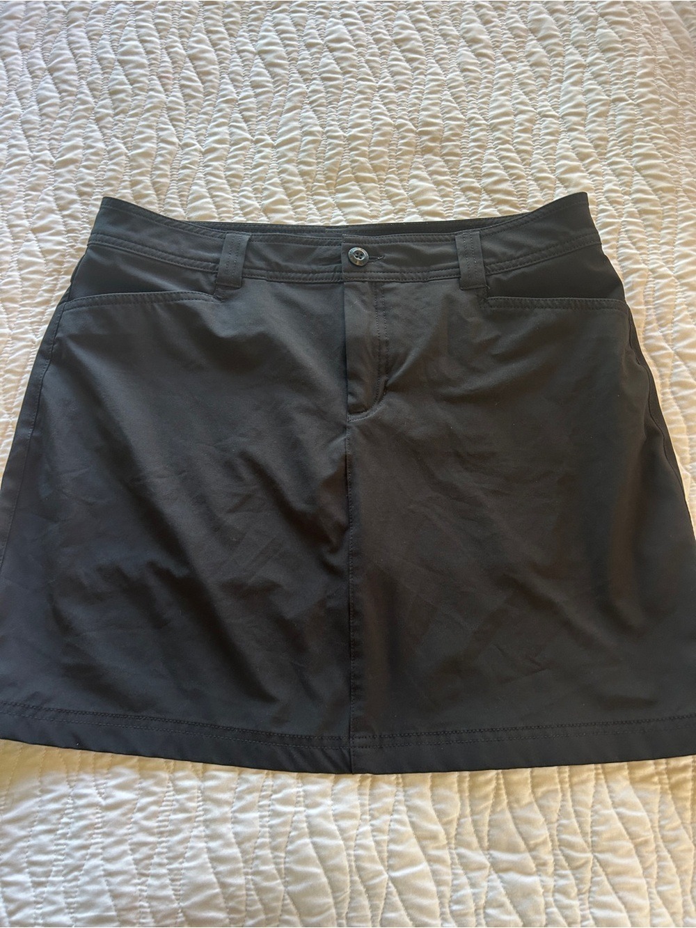 Women's Eddie Bauer Black Mini Skirt Size 10